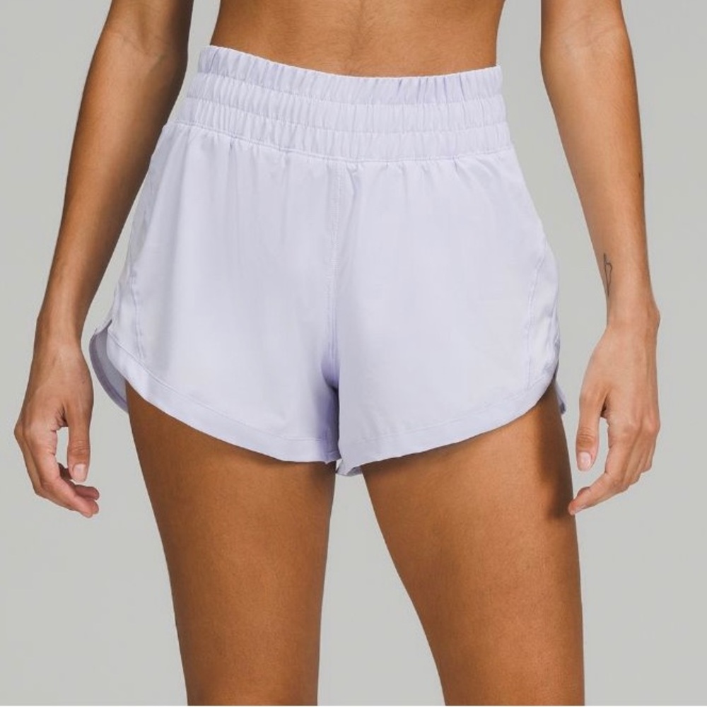 Lululemon Shorts Size 4 Hotty Hot 5 Inch “daydream” Light Periwinkle